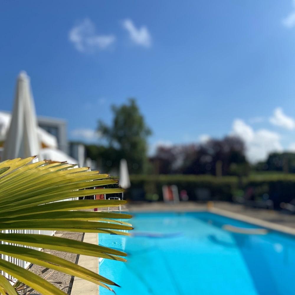 Mercure Reims Parc Des Expositions Екстер'єр фото